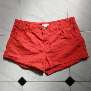 H&M red shorts size 10